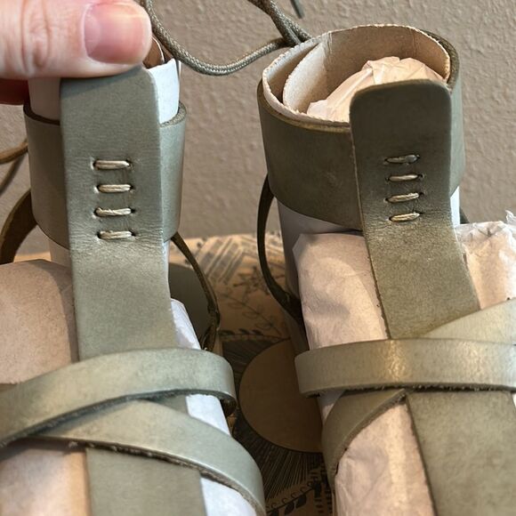 NWB Free People Vacation Day Wrap Sandals Leather Shoes Sky Blue Gray - Picture 10 of 10